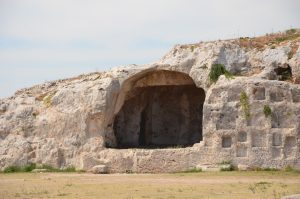 Ancient Remains Reveal Neanderthal Growth Secrets